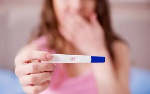 试管婴儿需要女人生出来吗？试管婴儿治疗前要做好什么？